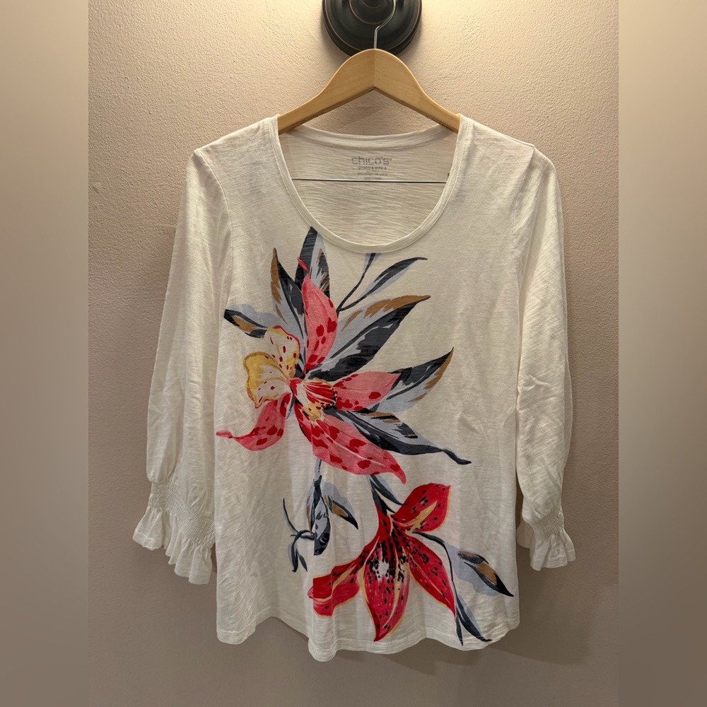 Chicos Size 2  Cotton Modal‎ Slub Knit Floral Graphic Ruffle Sleeve Top White
